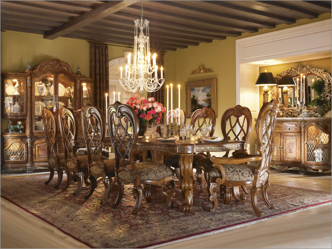 Італійські класичні меблі  в стилі рококо 