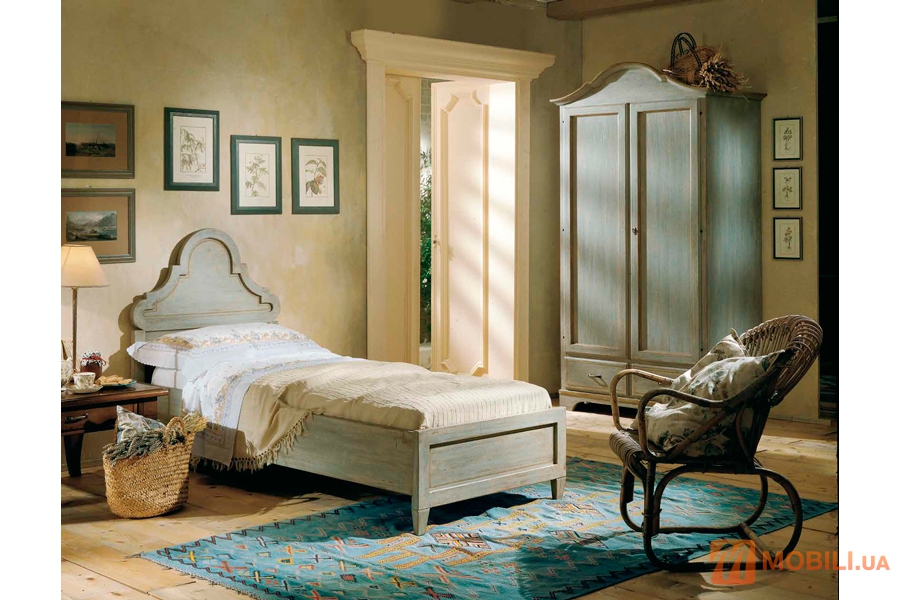 Спальний гарнітур в дитячу кімнату, класичний стиль MAISON