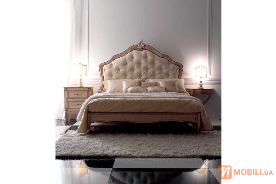 Спальний гарнітур в класичному стилі ROMINA