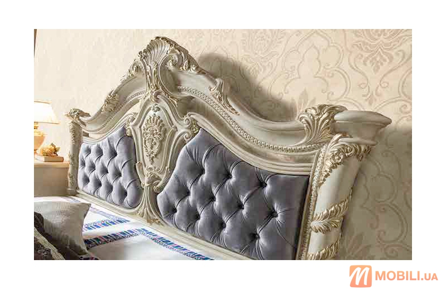 Спальний гарнітур в класичному стилі MADAME ROYALE
