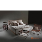Двоспальне ліжко в сучасному стилі GRANDEMARE