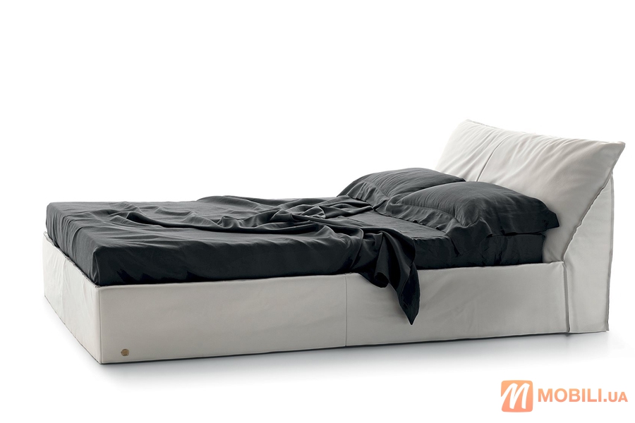 Ліжко в сучасному стилі PITAGORA