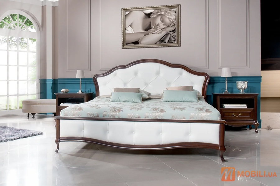 Спальня в класичному стилі, виконана із натурального  дерева VERONA