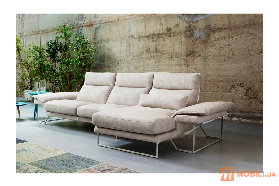 Модульний диван в сучасному стилі CORAL