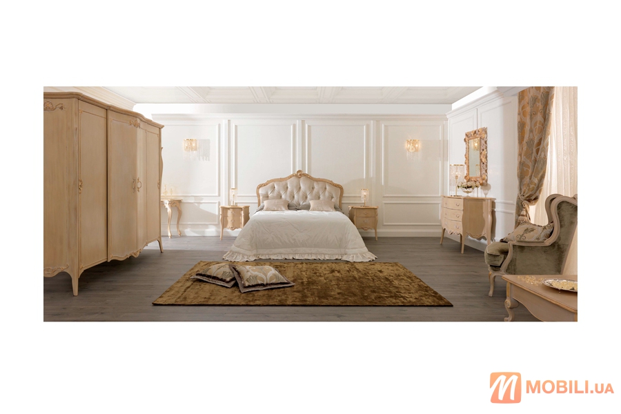 Ліжко двоспальне в класичному стилі VIENNA