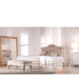 Ліжко в класичному стилі LISA